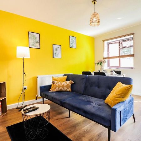 Spacious 1 Bed Flat-Free Parking Hillingdon Exterior foto